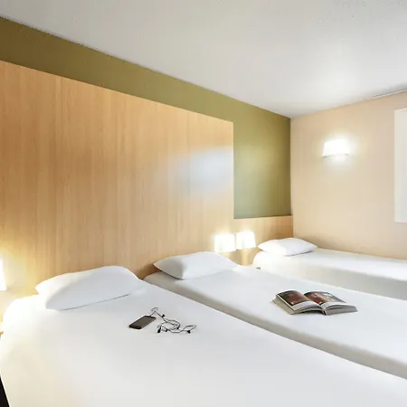 Nord Aeroport 酒店 佩皮尼昂