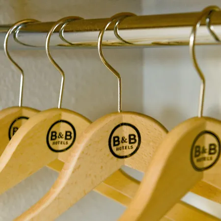 Nord Aeroport 酒店 2*